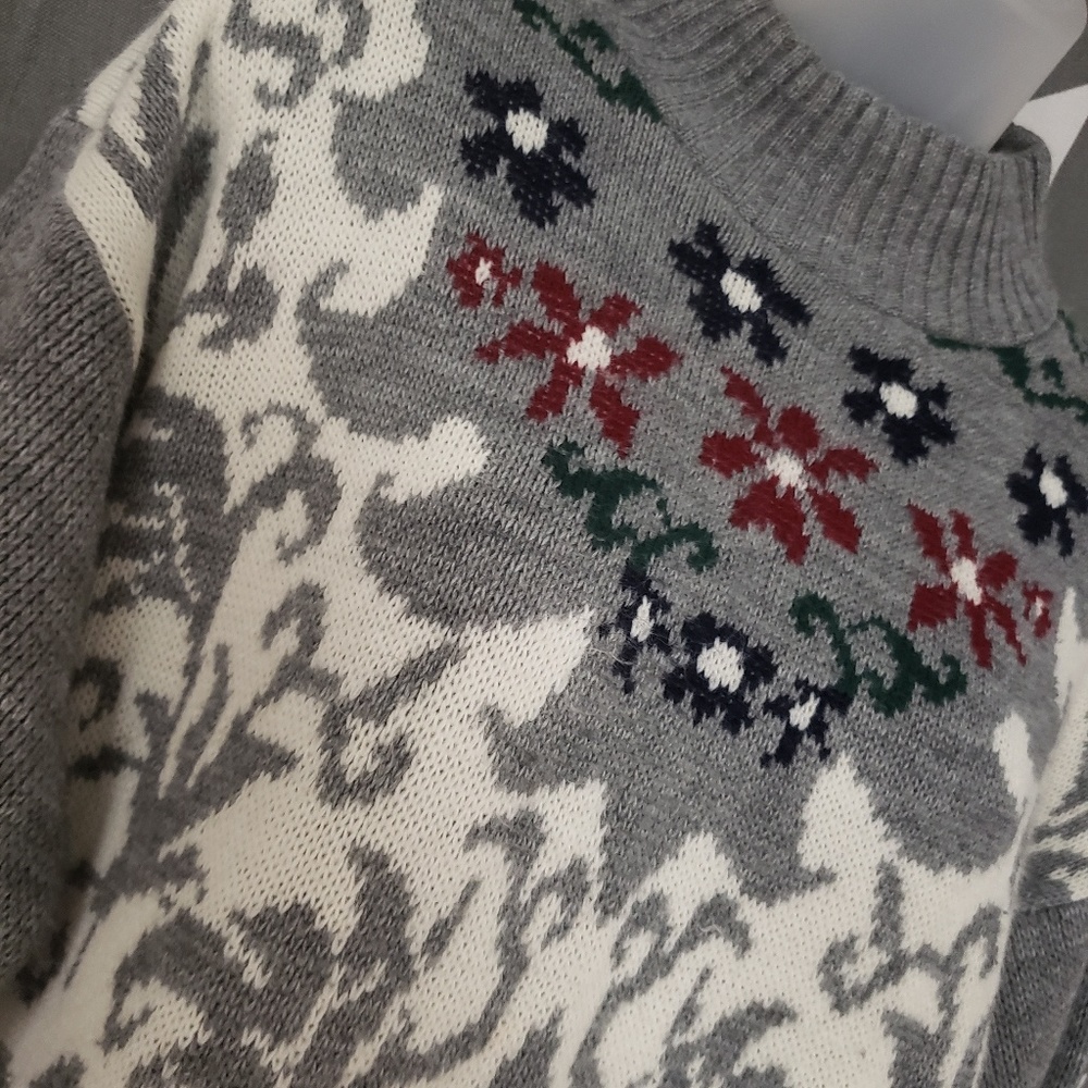 Nwot Dana Scott Fall Collection Sweater View 2